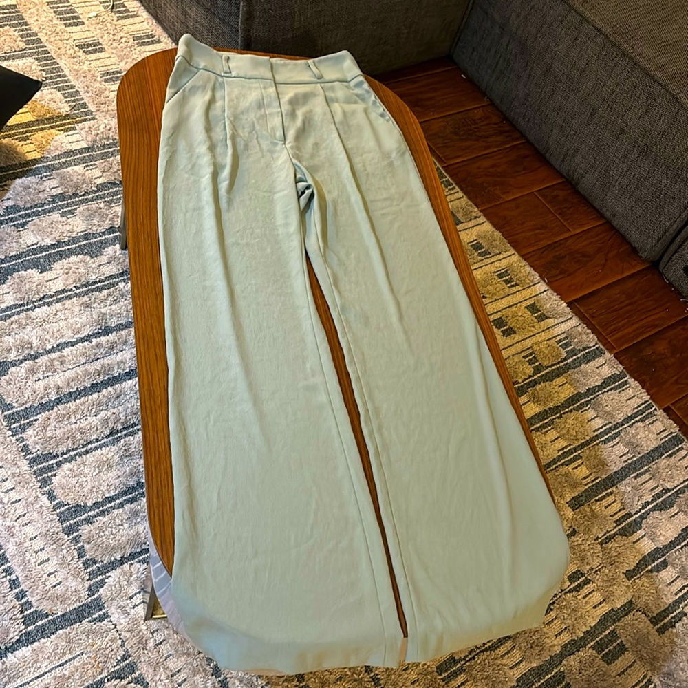 Veronica beard pants size 8